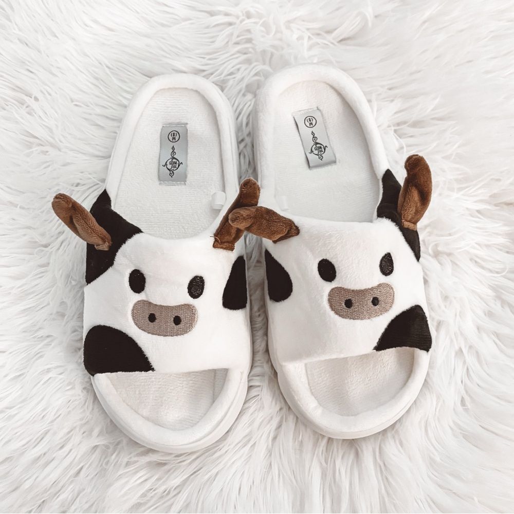 ❤️🐮Soft Cow Slippers Women Size 8